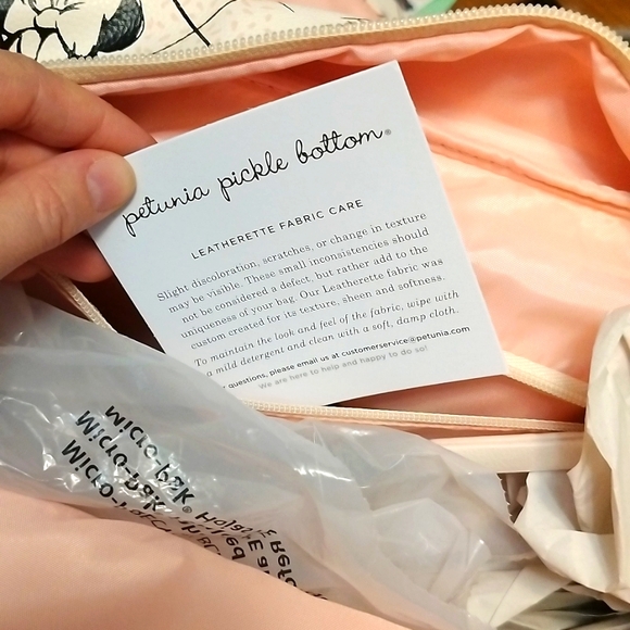 NWT Petunia pickle bottom shimmery Minnie mouse boxy backpack, Disney baby, cute - Picture 12 of 14